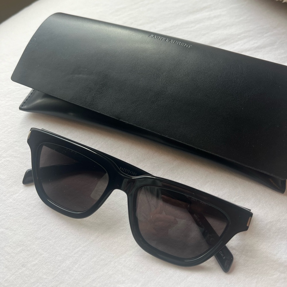 YSL 462 sulpice- worn twice great condition
